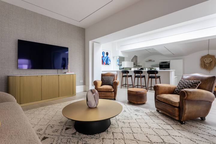 Winchester Street III by onefinestay gallery image 3