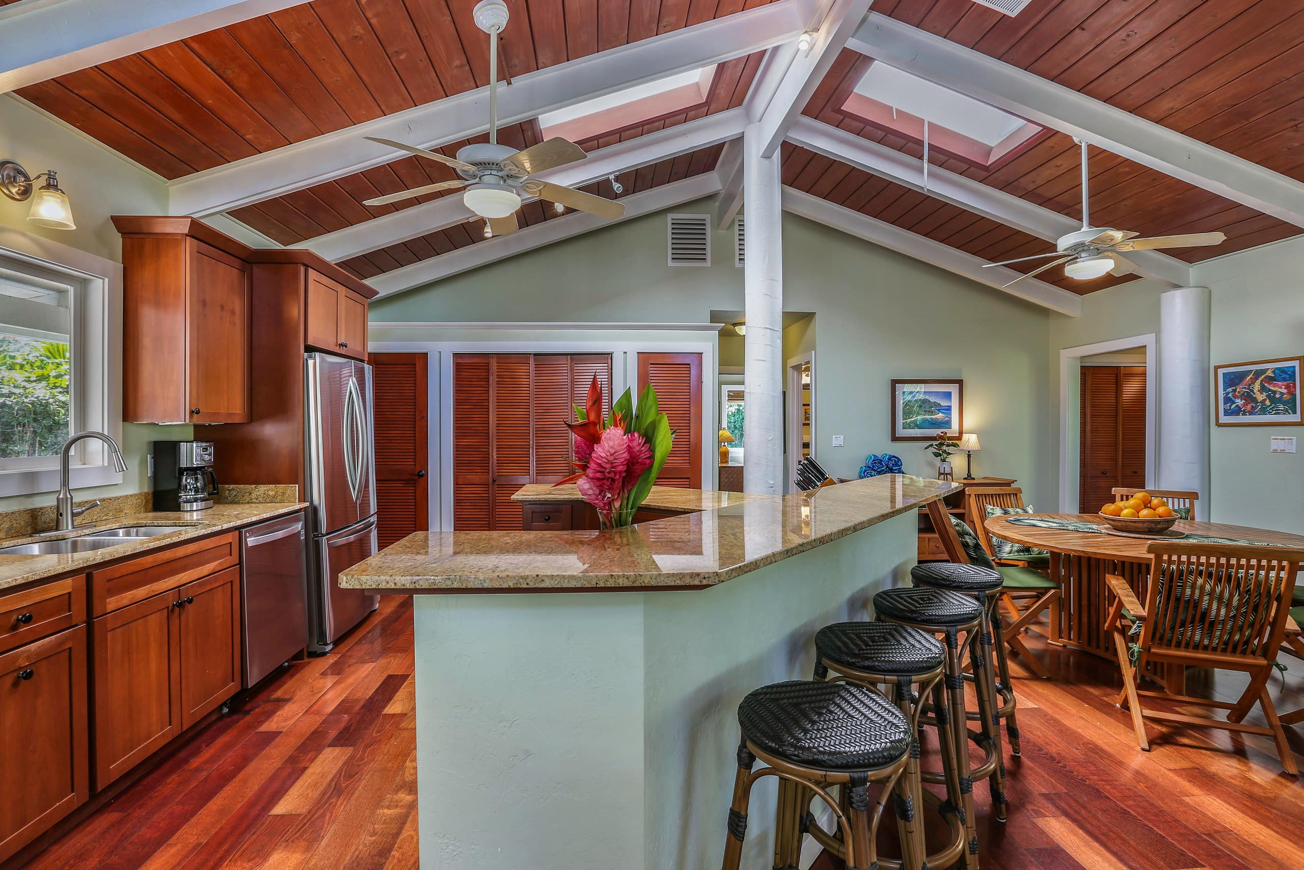 Home in Hanalei · ★4.9 · 3 bedrooms · 4 beds · 3 baths - Photo 10