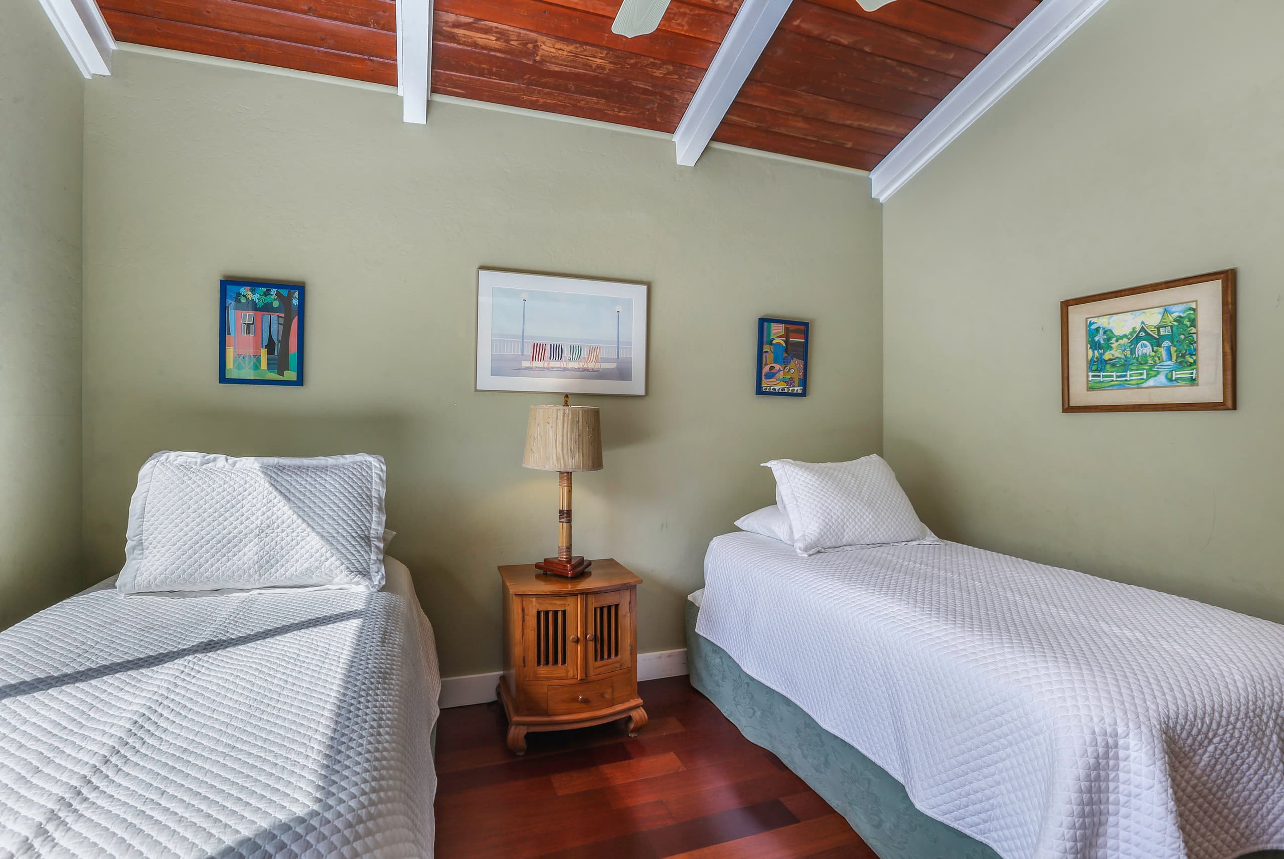 Home in Hanalei · ★4.9 · 3 bedrooms · 4 beds · 3 baths - Photo 18