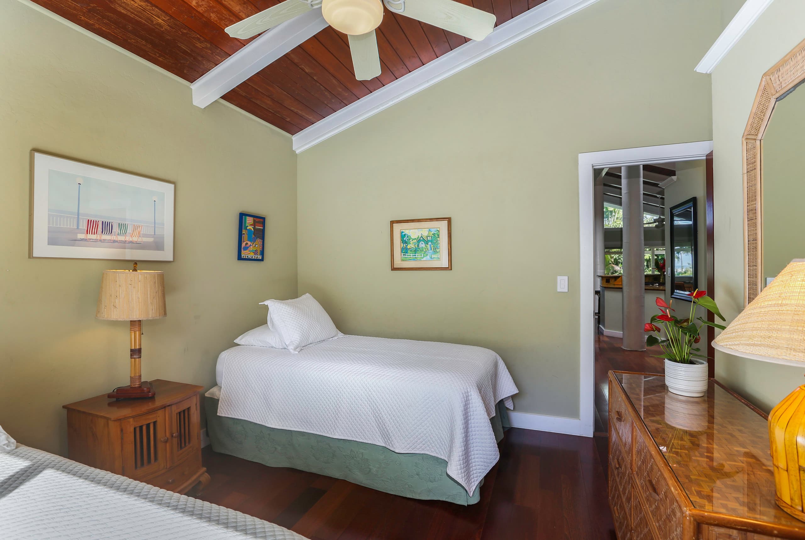 Home in Hanalei · ★4.9 · 3 bedrooms · 4 beds · 3 baths - Photo 19