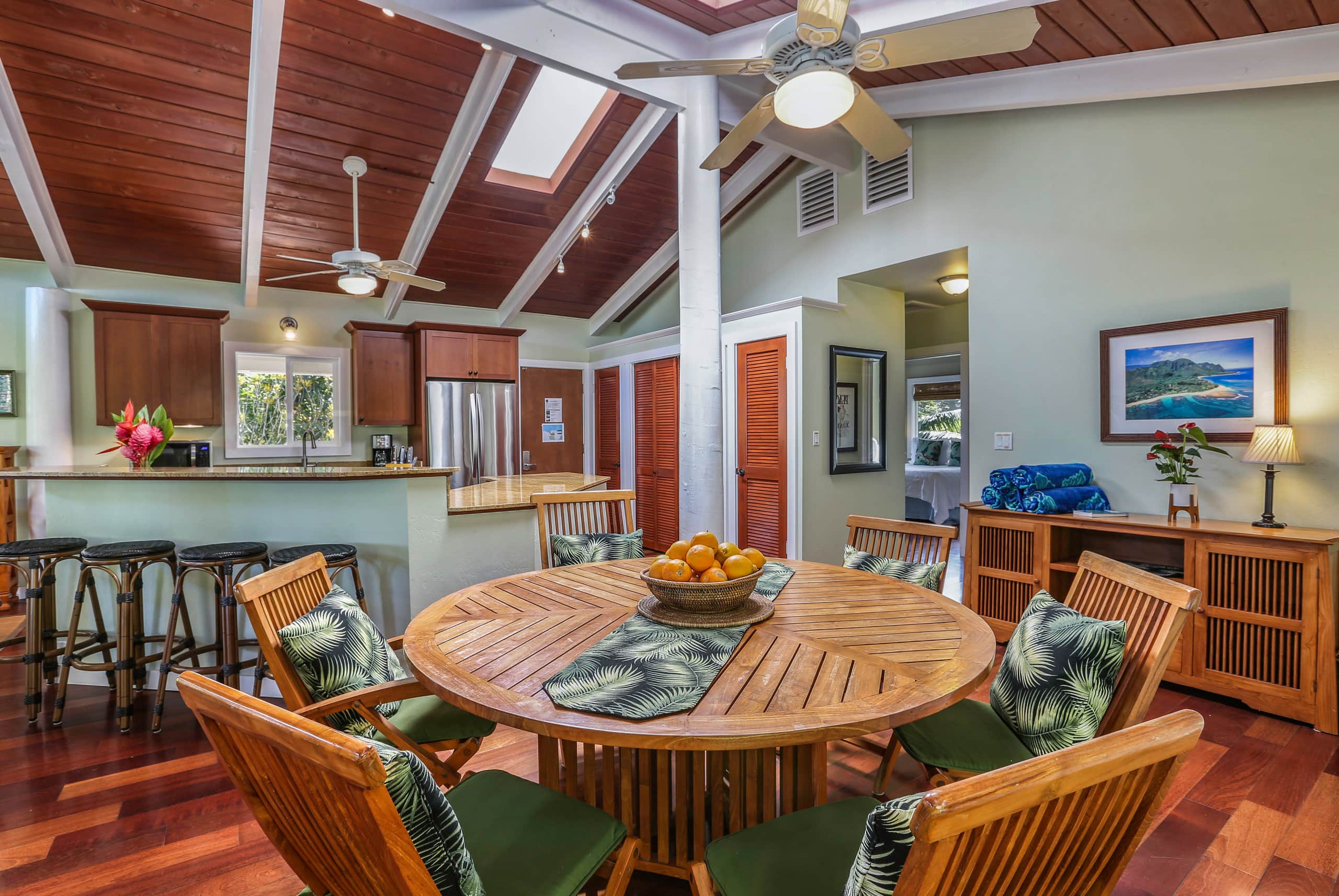 Home in Hanalei · ★4.9 · 3 bedrooms · 4 beds · 3 baths - Photo 6