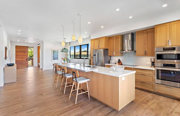 Maui Resort Rentals: 6BR Luana Garden Villas gallery image 5