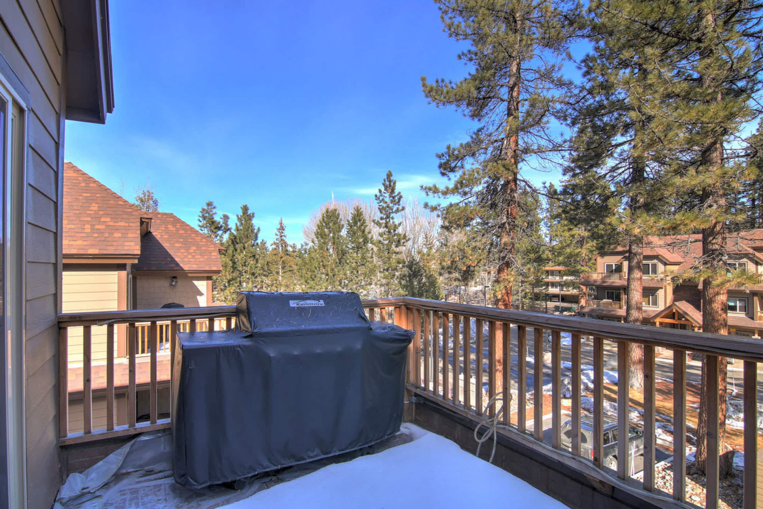 Tahoe Woods Top-Floor Walk to Casinos & Gondola - Photo 6