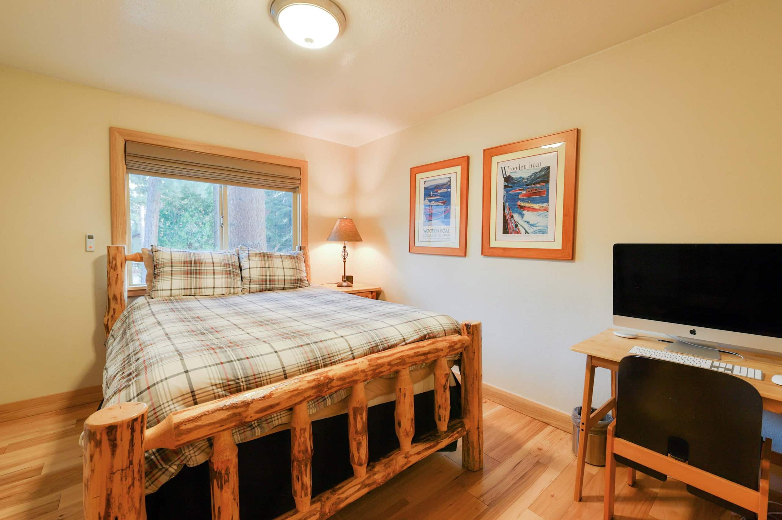 Pine-Framed Tahoe Retreat Near Heavenly & Lake - Photo 34