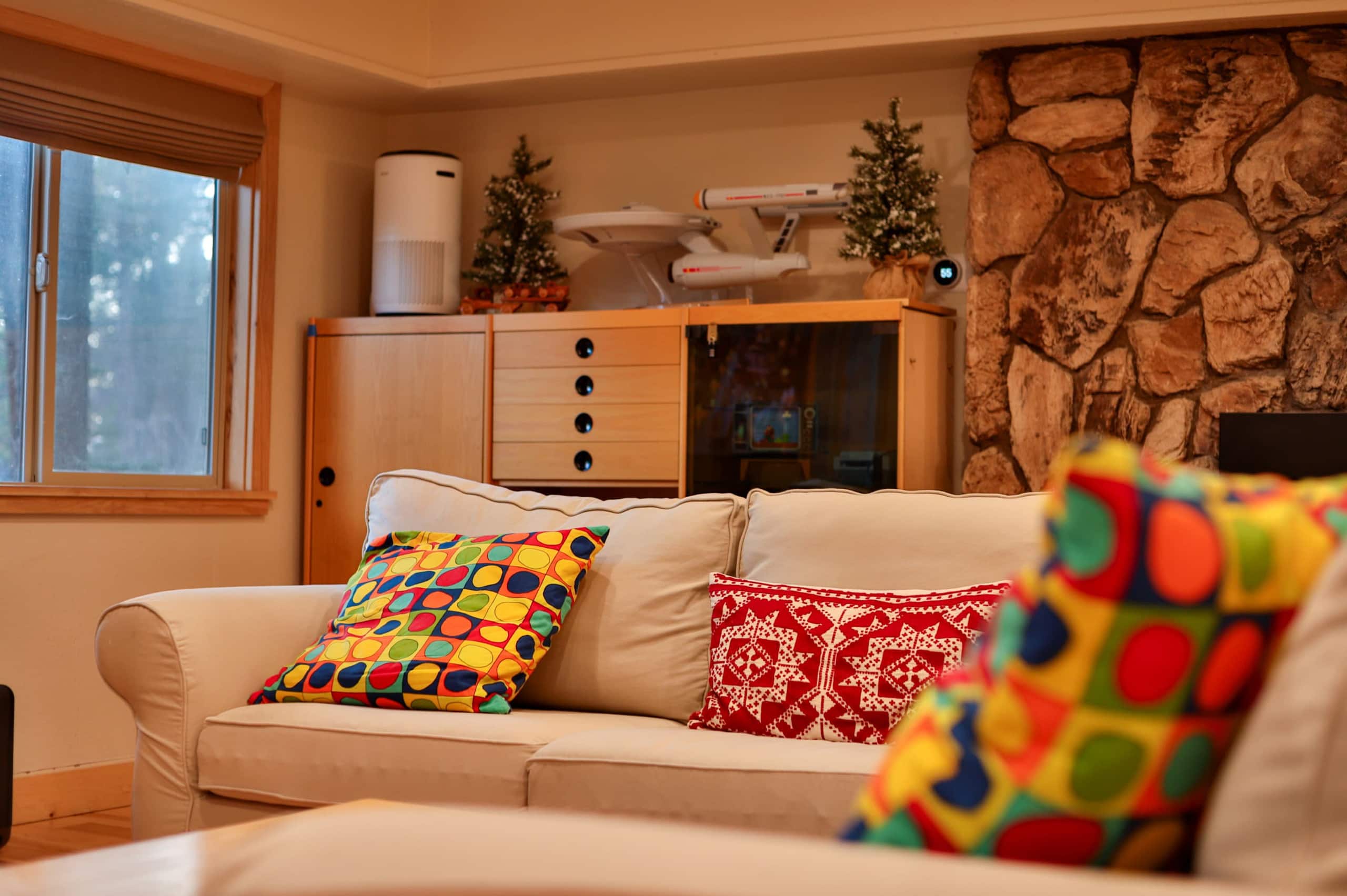 Pine-Framed Tahoe Retreat Near Heavenly & Lake - Photo 9