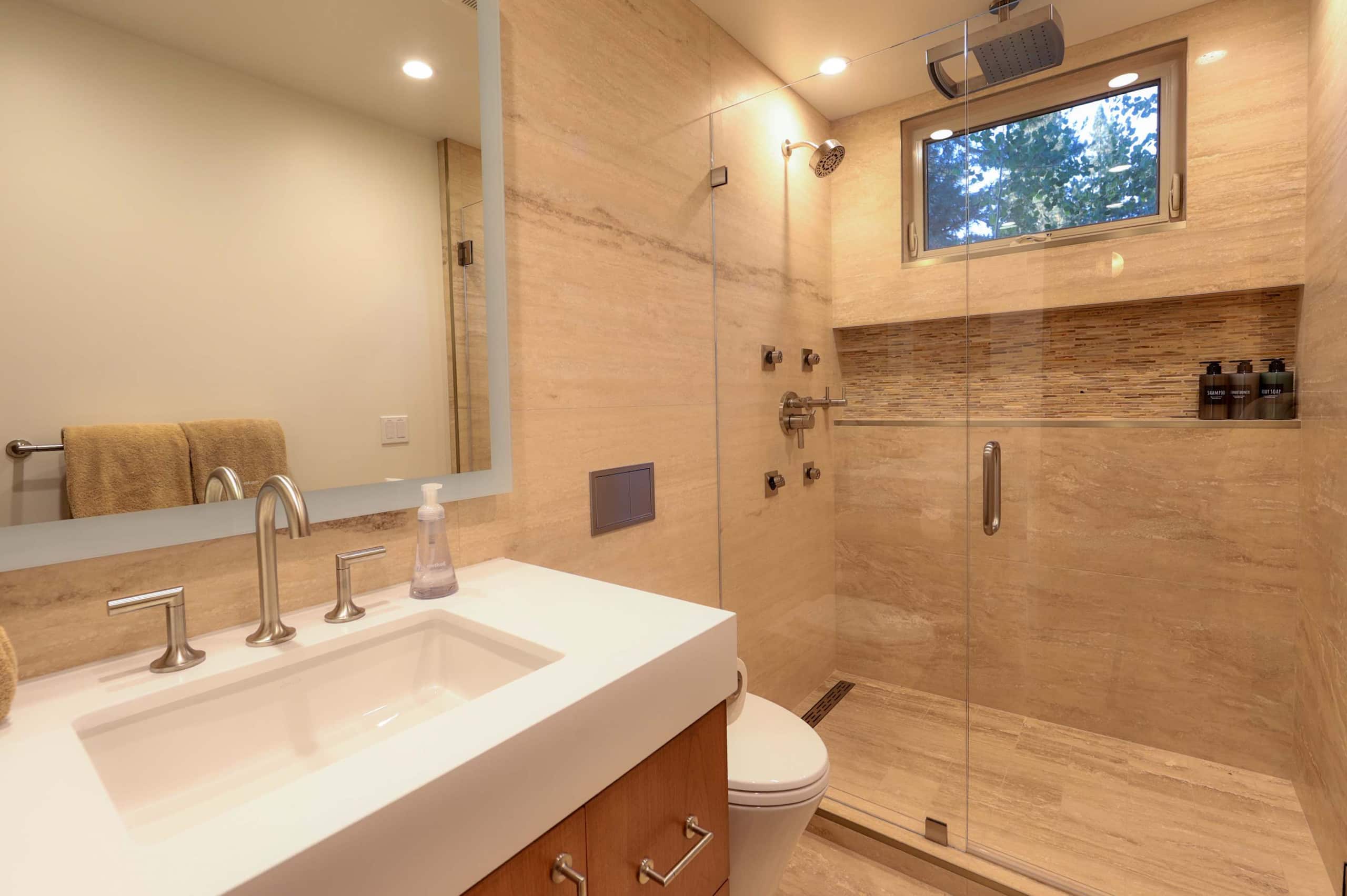 Pine-Framed Tahoe Retreat Near Heavenly & Lake - Photo 26