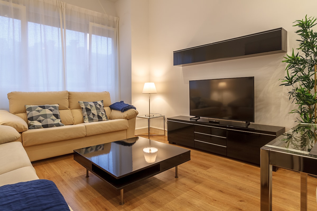 Erfolgreiche Airbnb-Immobilie: Konporte, Tourist Housing with Wi-Fi and Garage in Getxo