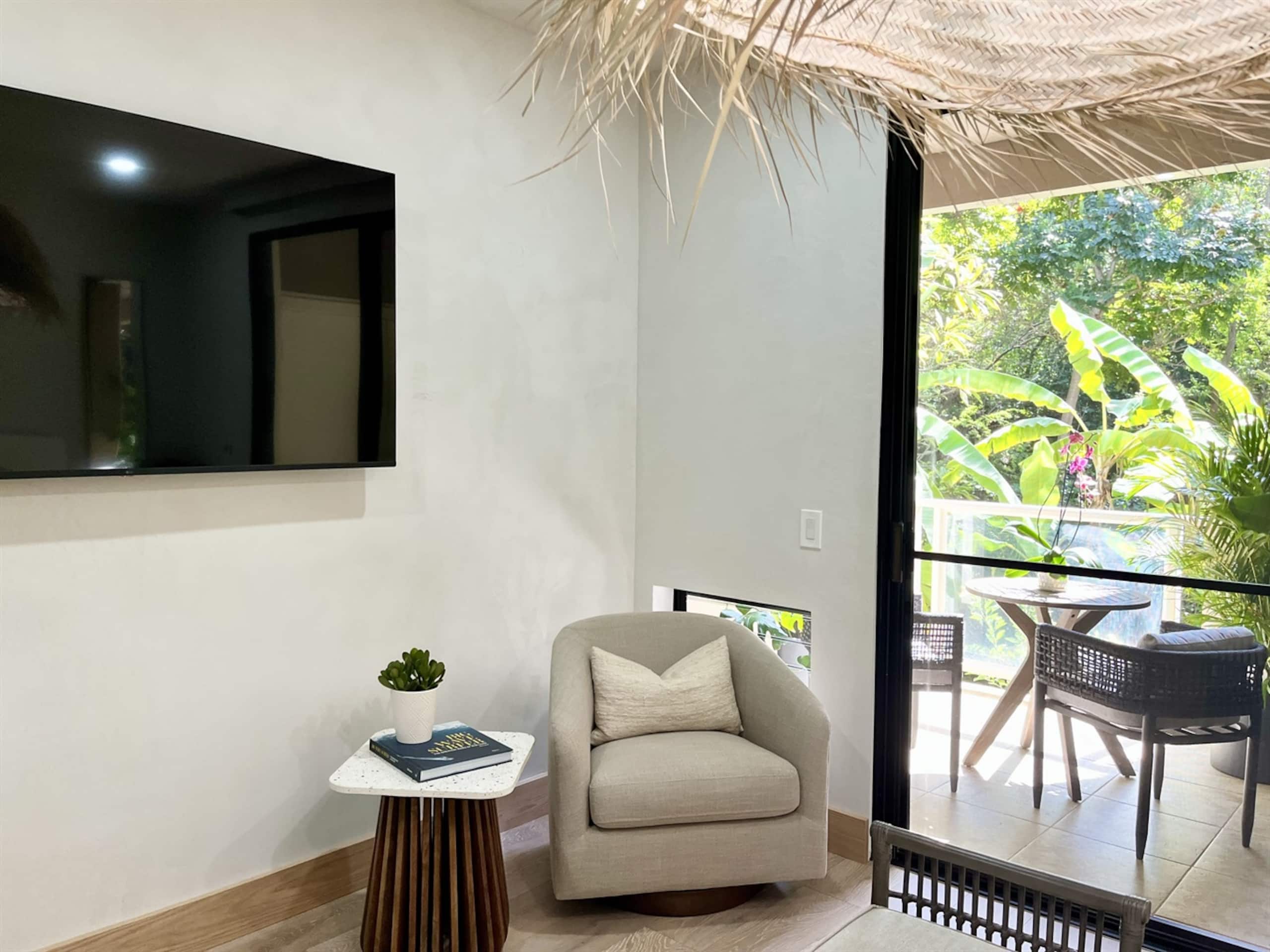 Condo in Wailea · ★4.98 · 1 bedroom · 1 bed · 1 bath - Image 14