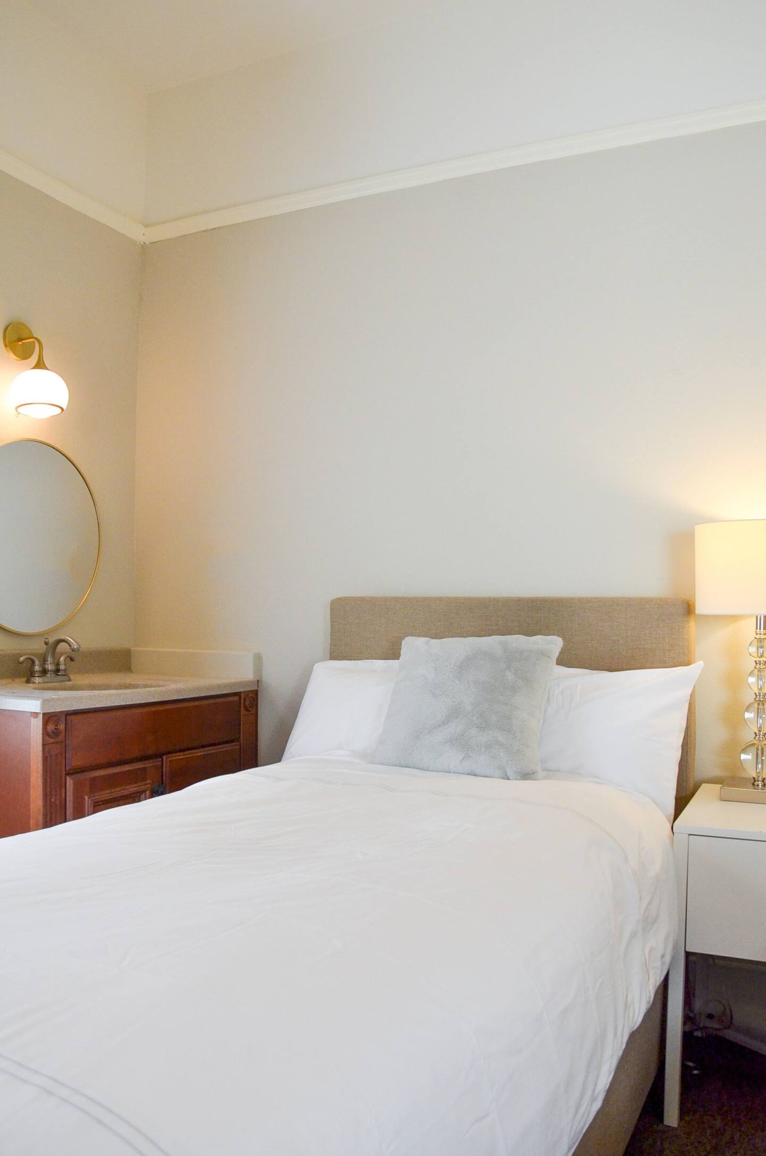 Home in San Francisco · ★4.85 · 5 bedrooms · 6 beds · 2 baths - Image 33