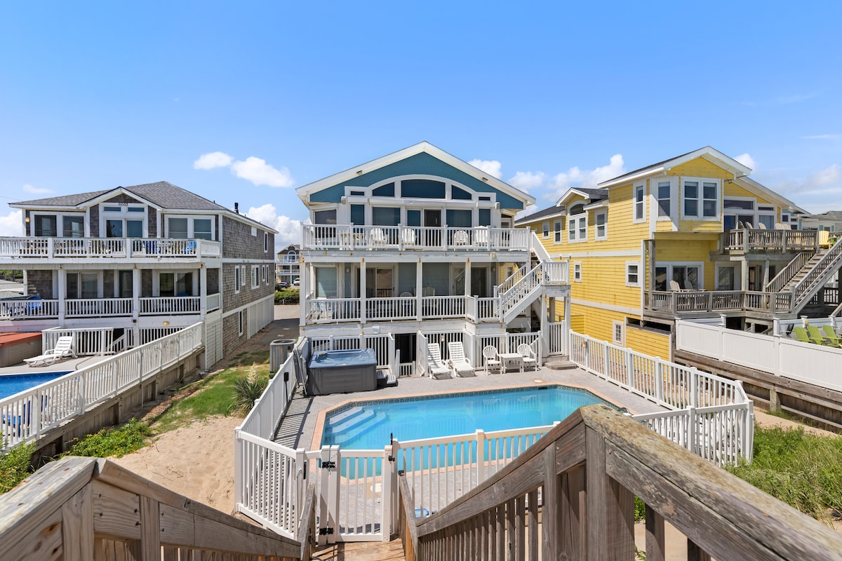 Sand Pebbles: Oceanfront, Pool, Hot Tub, Rec Room