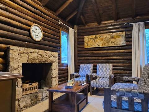 Cabin in Protrerillos near Mendoza River