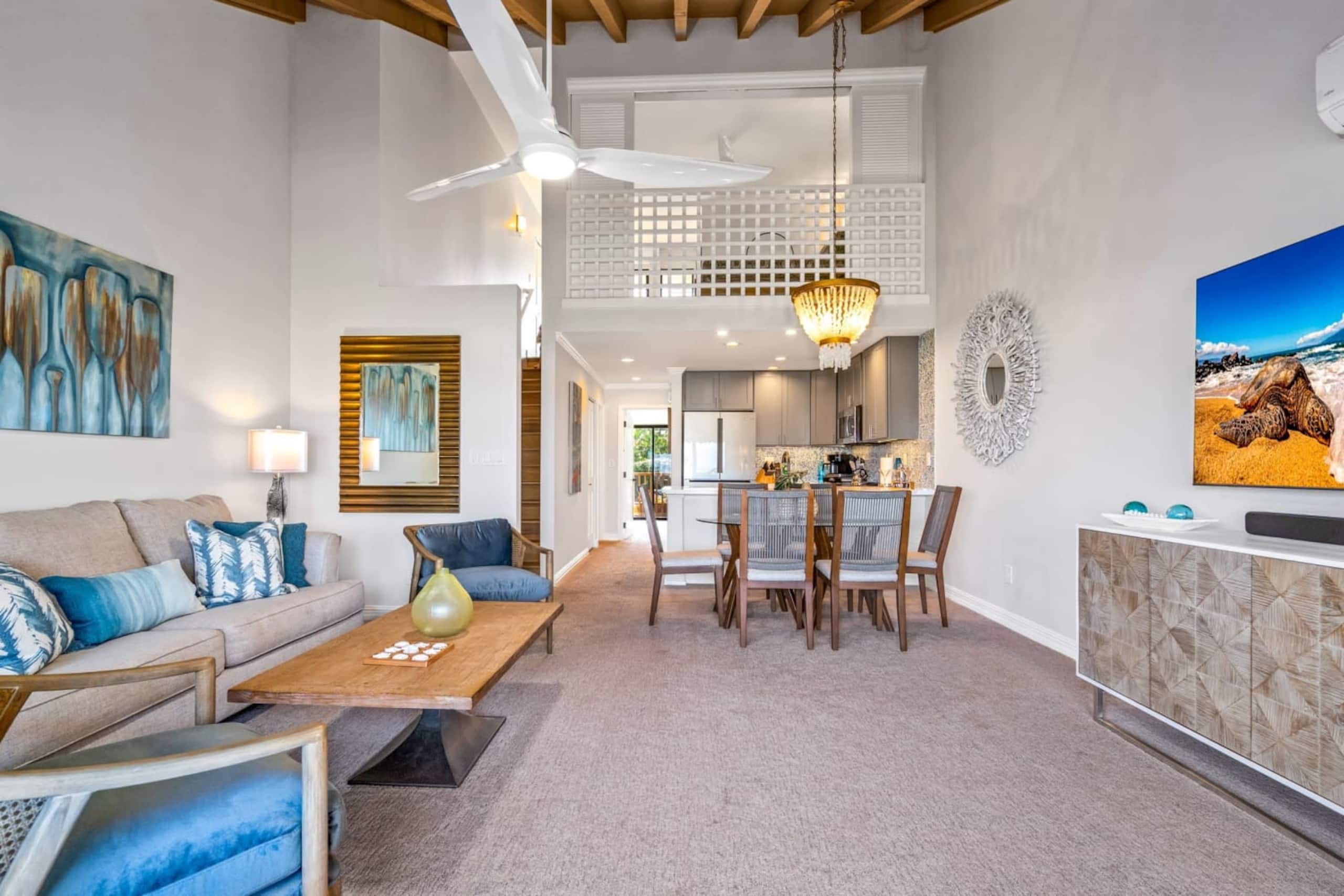 Luxurious & Spacious Ocean Vistas - Image 12