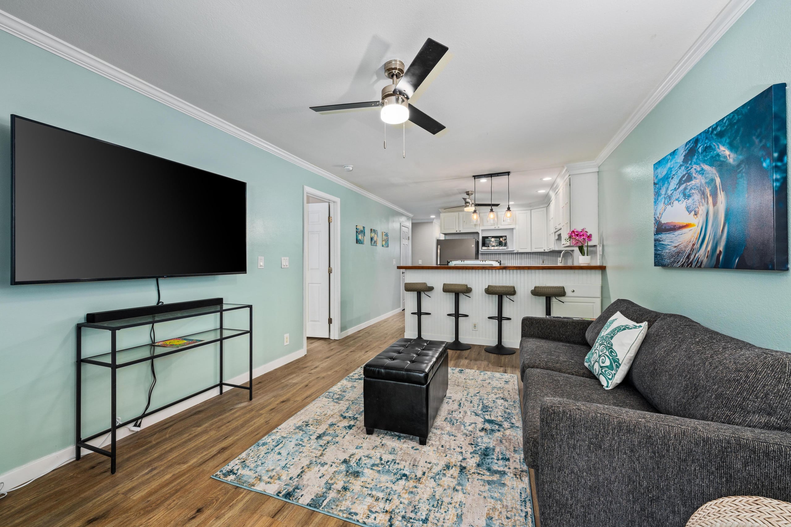 Condo in Kailua-Kona · ★4.85 · 2 bedrooms · 2 beds · 2 shared baths - Image 5