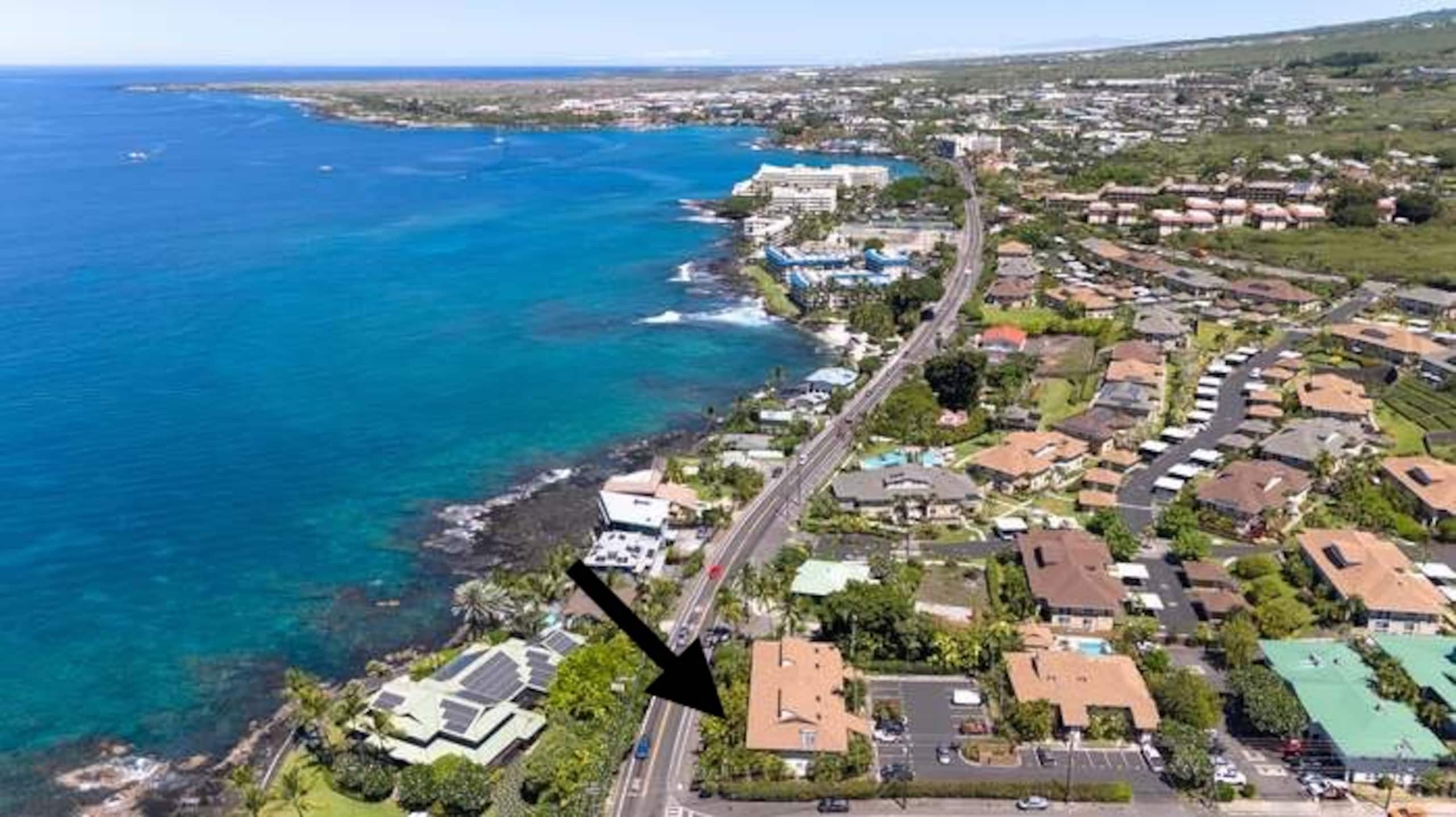 Condo in Kailua-Kona · ★4.85 · 2 bedrooms · 2 beds · 2 shared baths - Image 27