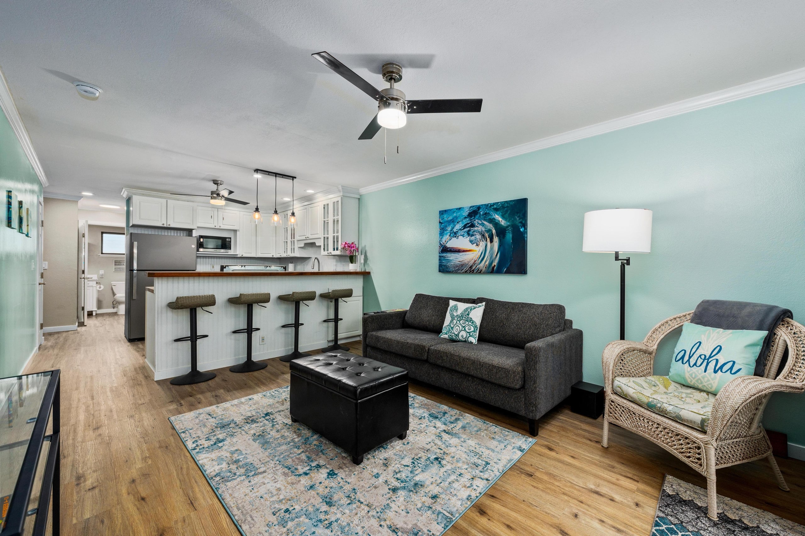 Condo in Kailua-Kona · ★4.85 · 2 bedrooms · 2 beds · 2 shared baths - Image 4