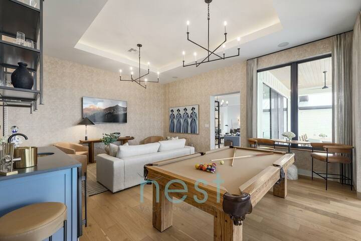 *New* Views | Pool | Hot Tub | Pool Table | Fire Pit | 16 Queen Beds gallery image 5