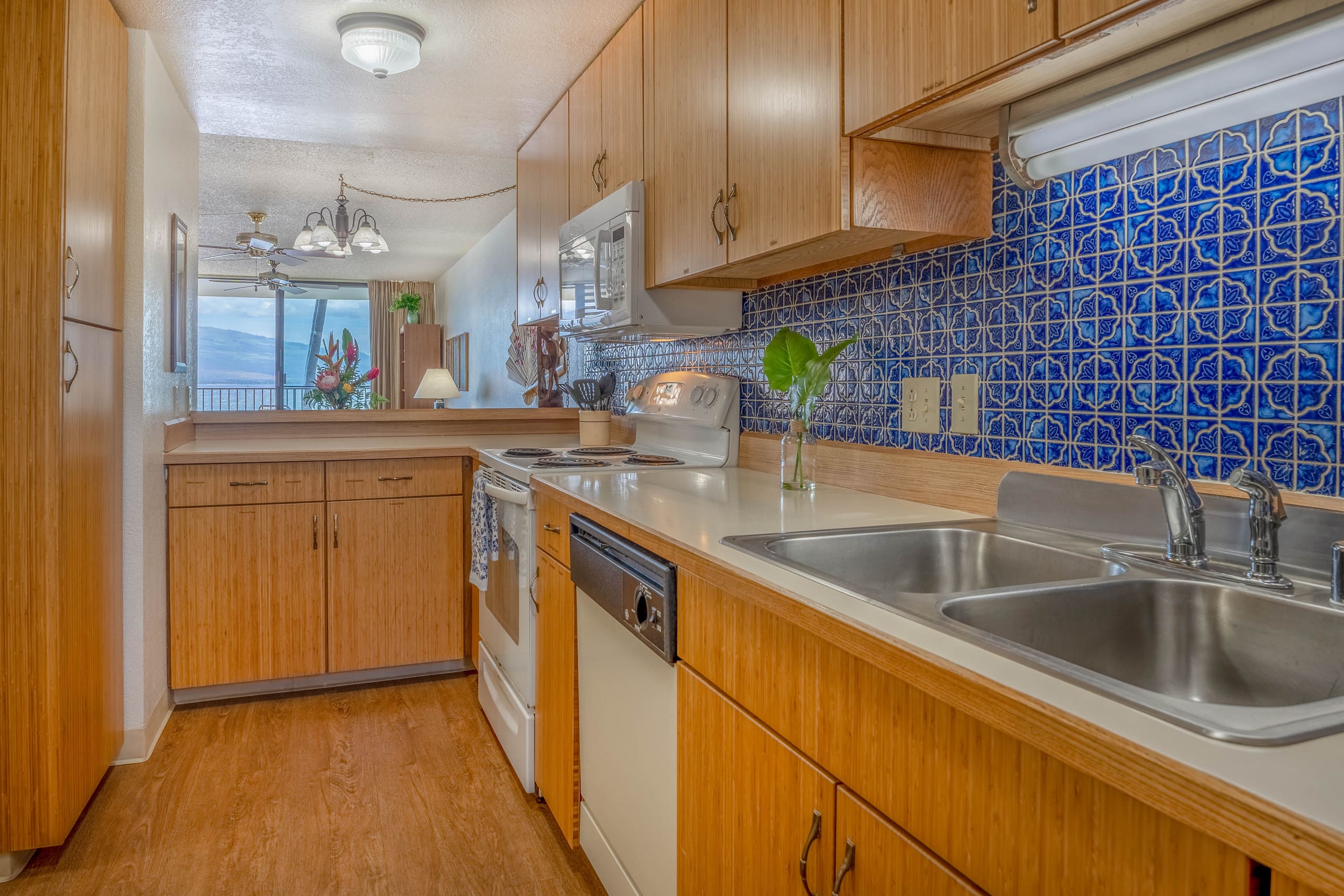 Condo in Wailuku · ★4.57 · 3 bedrooms · 5 beds · 2 baths - Image 10