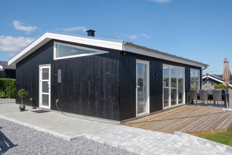 Nice home in Rønde with 3 Bedrooms and WiFi