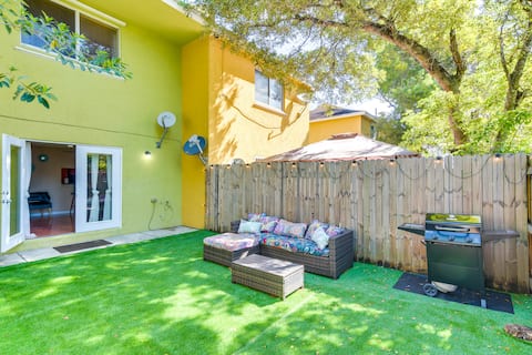 5 Mi to Hard Rock Stadium! Convenient World Cup HQ