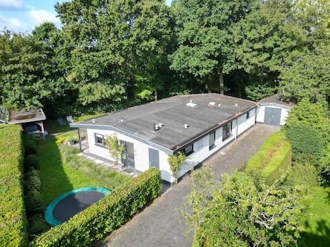 Top performing Airbnb: Villa with garden in Oostkapelle | Park Reygersber in Randduin