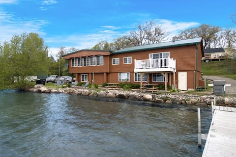 Multi-unit with lake access and stunning views