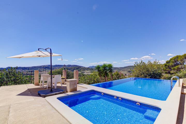 Son Llodra by Rentallorca