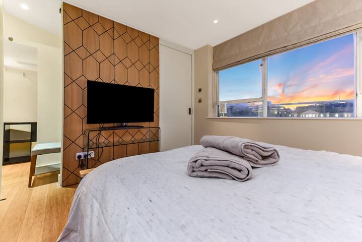 Covent Garden Penthouse – Large Terrace *Central* gallery image 5