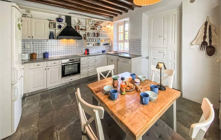 Lovely home in Sifnos with WiFi gallery image 5