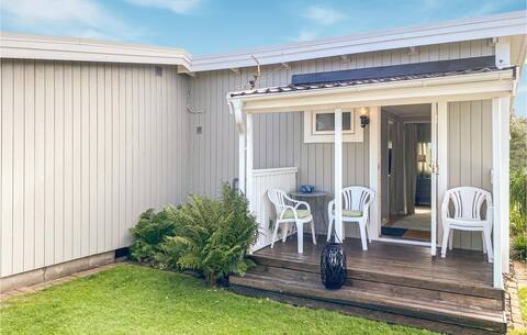 Awesome home in Falkenberg with WiFi