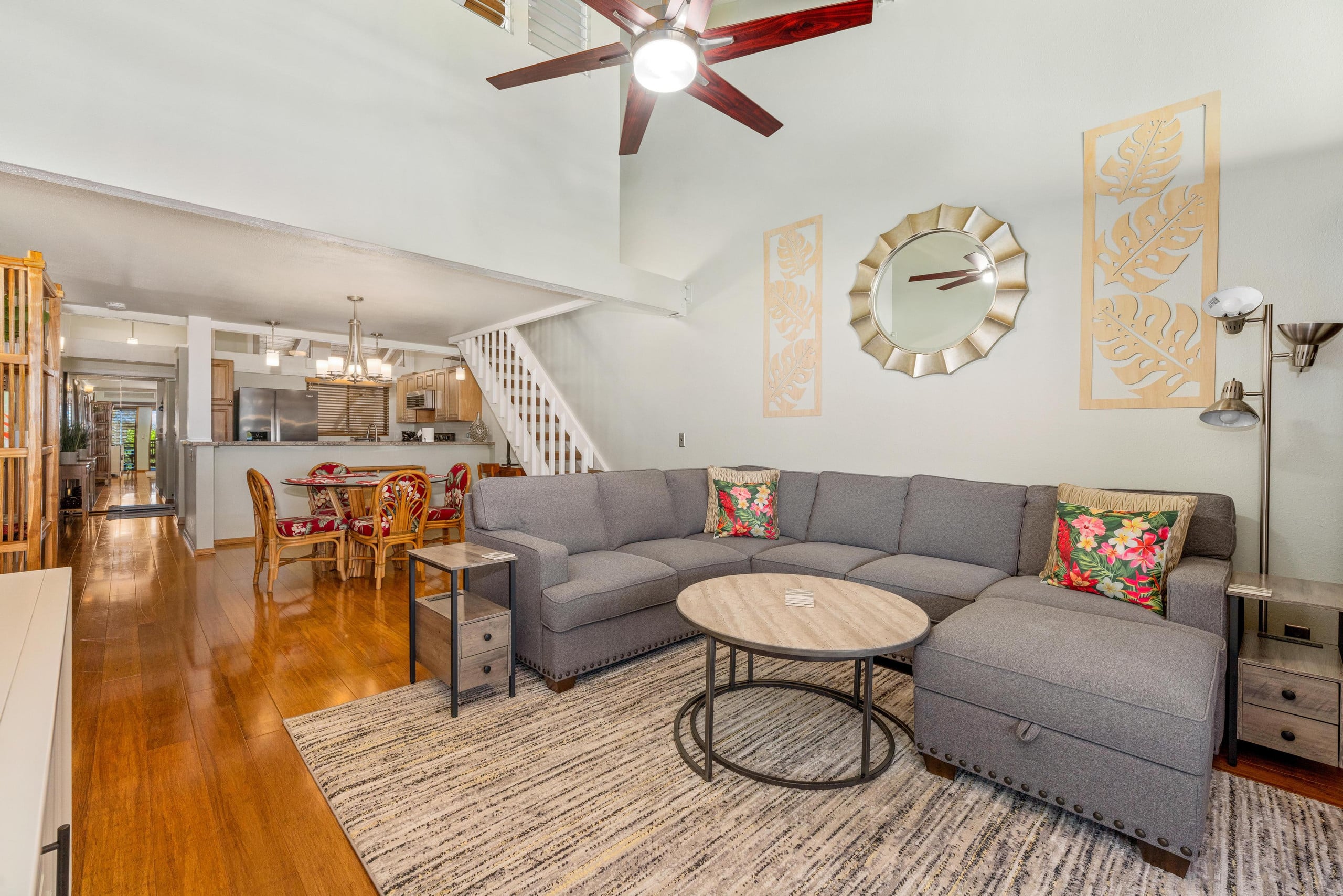 3BR villa w/ pool and golf course views - Photo 2