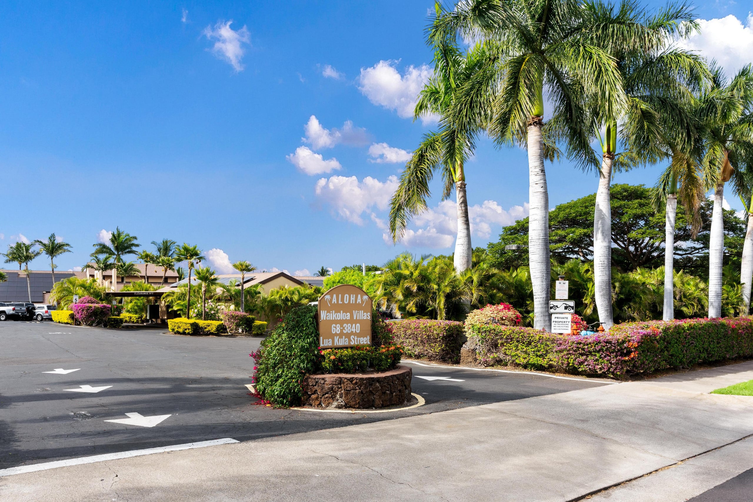 3BR villa w/ pool and golf course views - Photo 45