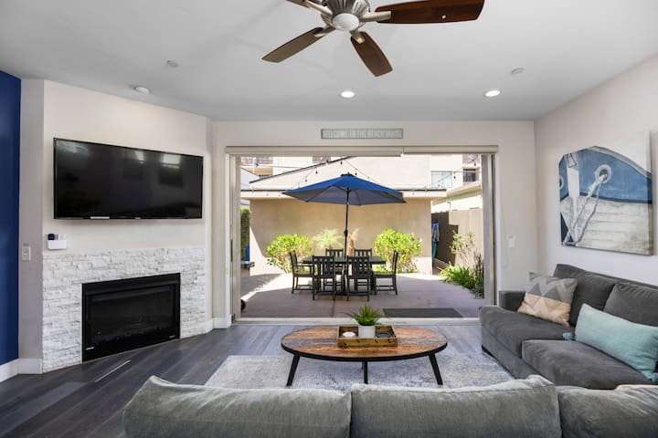 Steps to the Beach | AC | Garage Parking gallery image 4