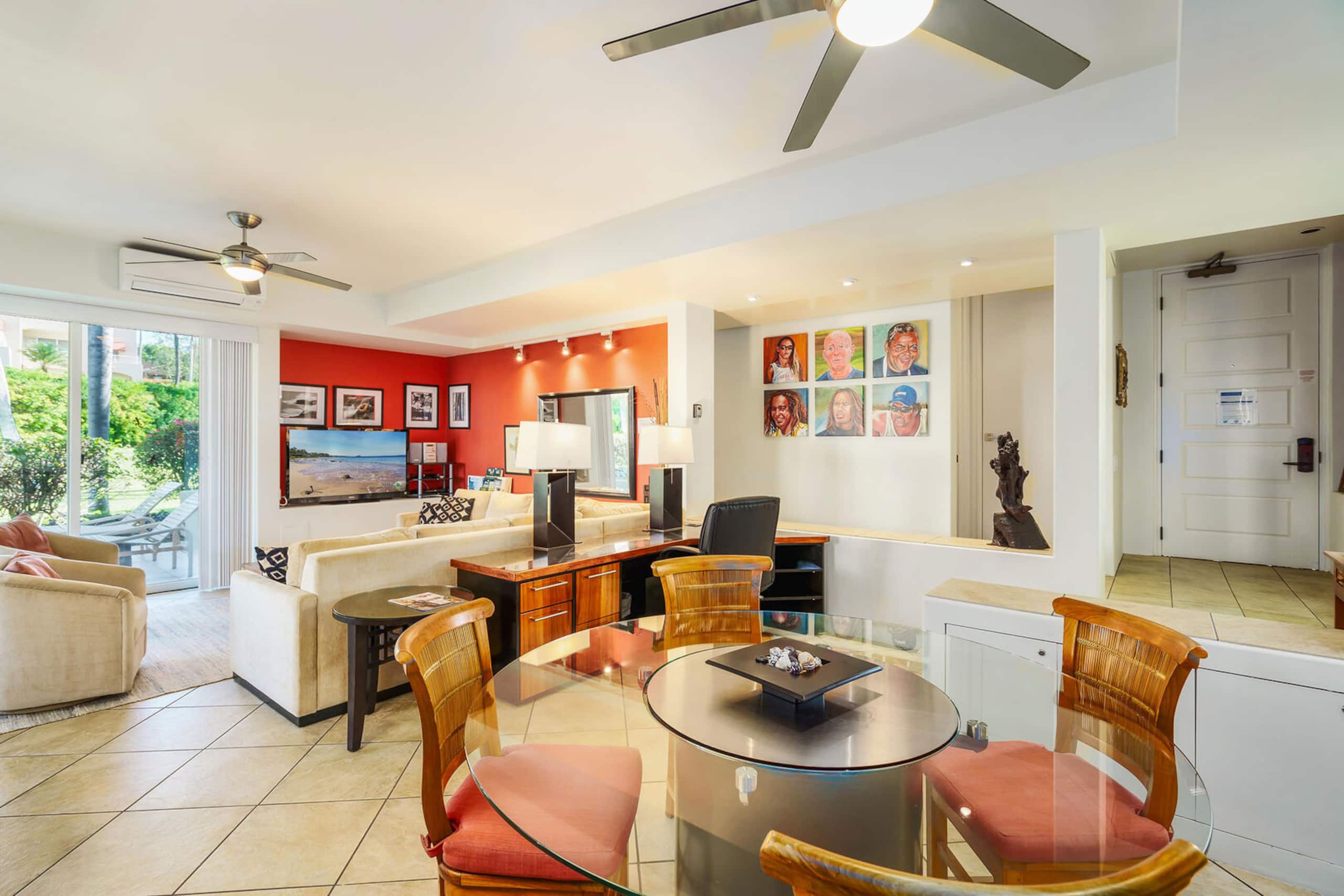 Condo in Kihei · ★5.0 · 1 bedroom · 2 beds · 2 baths - Image 2