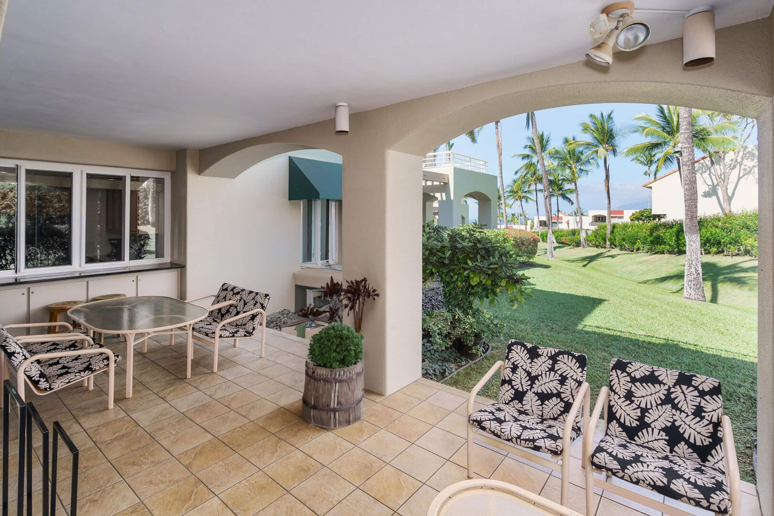 Condo in Kihei · ★5.0 · 1 bedroom · 2 beds · 2 baths - Image 18