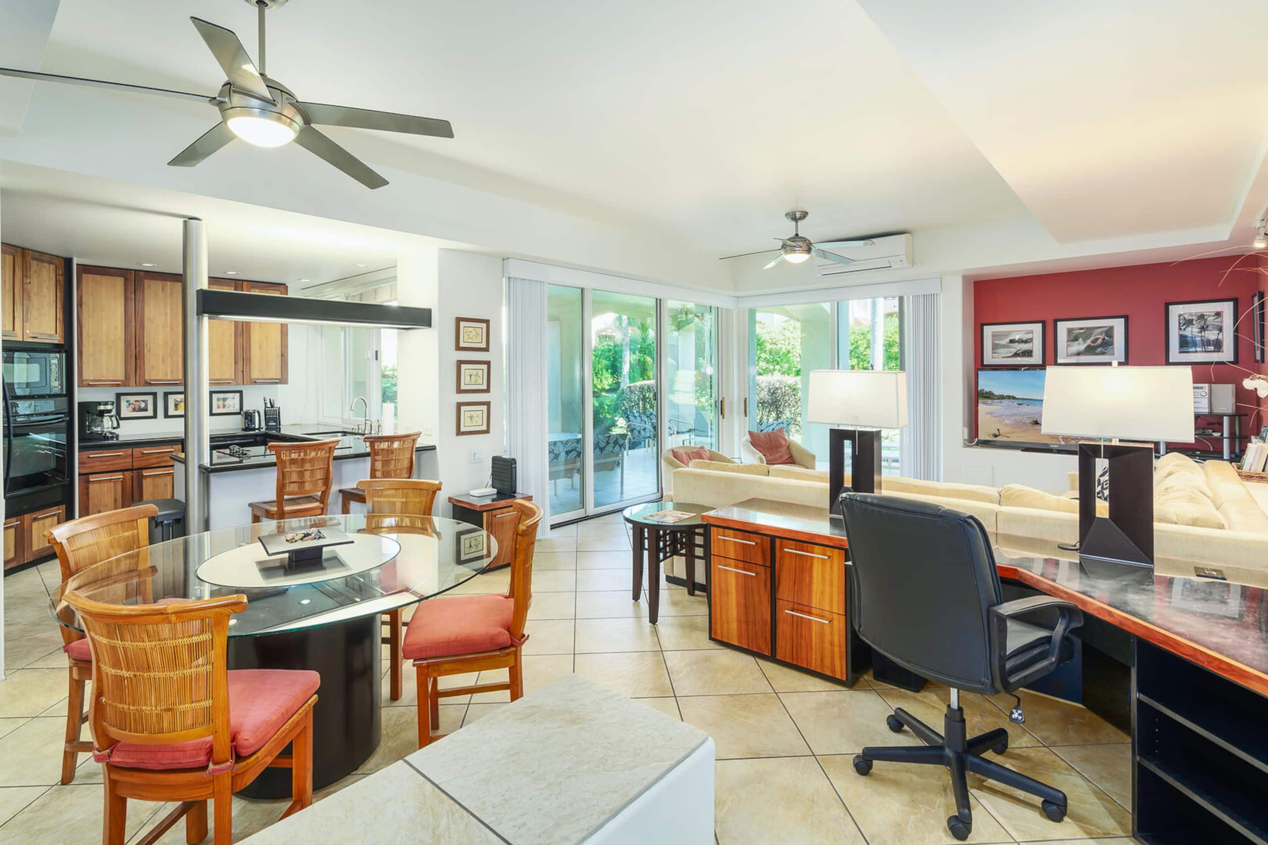 Condo in Kihei · ★5.0 · 1 bedroom · 2 beds · 2 baths - Image 6