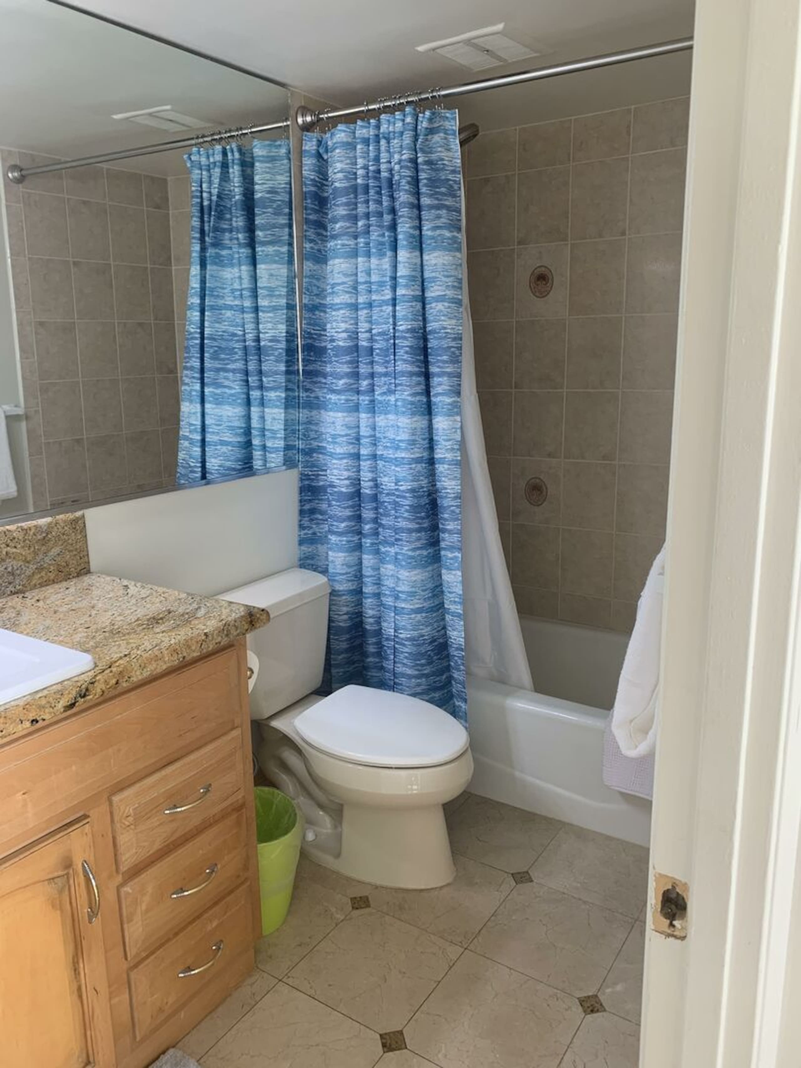 Condo in Honolulu · ★4.87 · 1 bedroom · 1 bed · 1 private bath - Image 13
