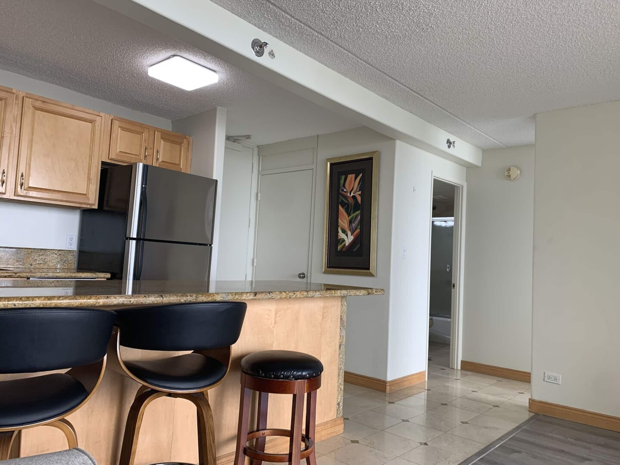 Condo in Honolulu · ★4.87 · 1 bedroom · 1 bed · 1 private bath - Image 5