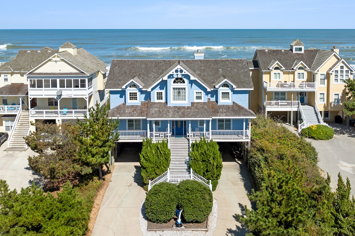 Seaside 22: Oceanfront, Pool, Hot tub, Game Room