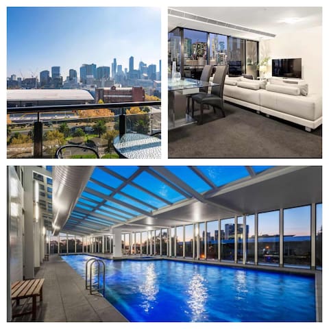 Stylish/Views – Apt. with Balcony by Casino & MCEC