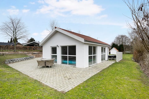 Nice home in Ebeltoft with 4 Bedrooms, Swimming