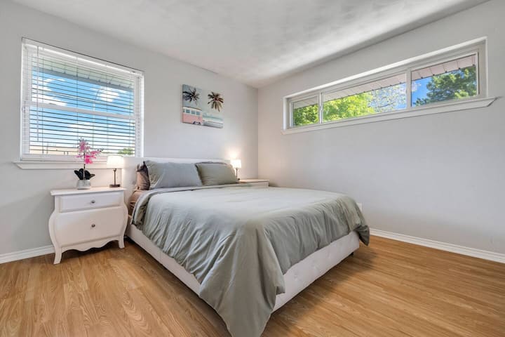 Spavaća soba 1 nalazi se na 1. katu