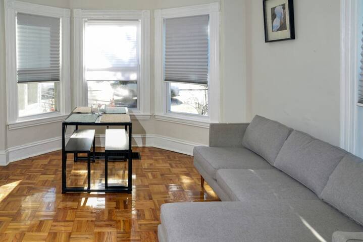 Boston Historical Urban Oasis