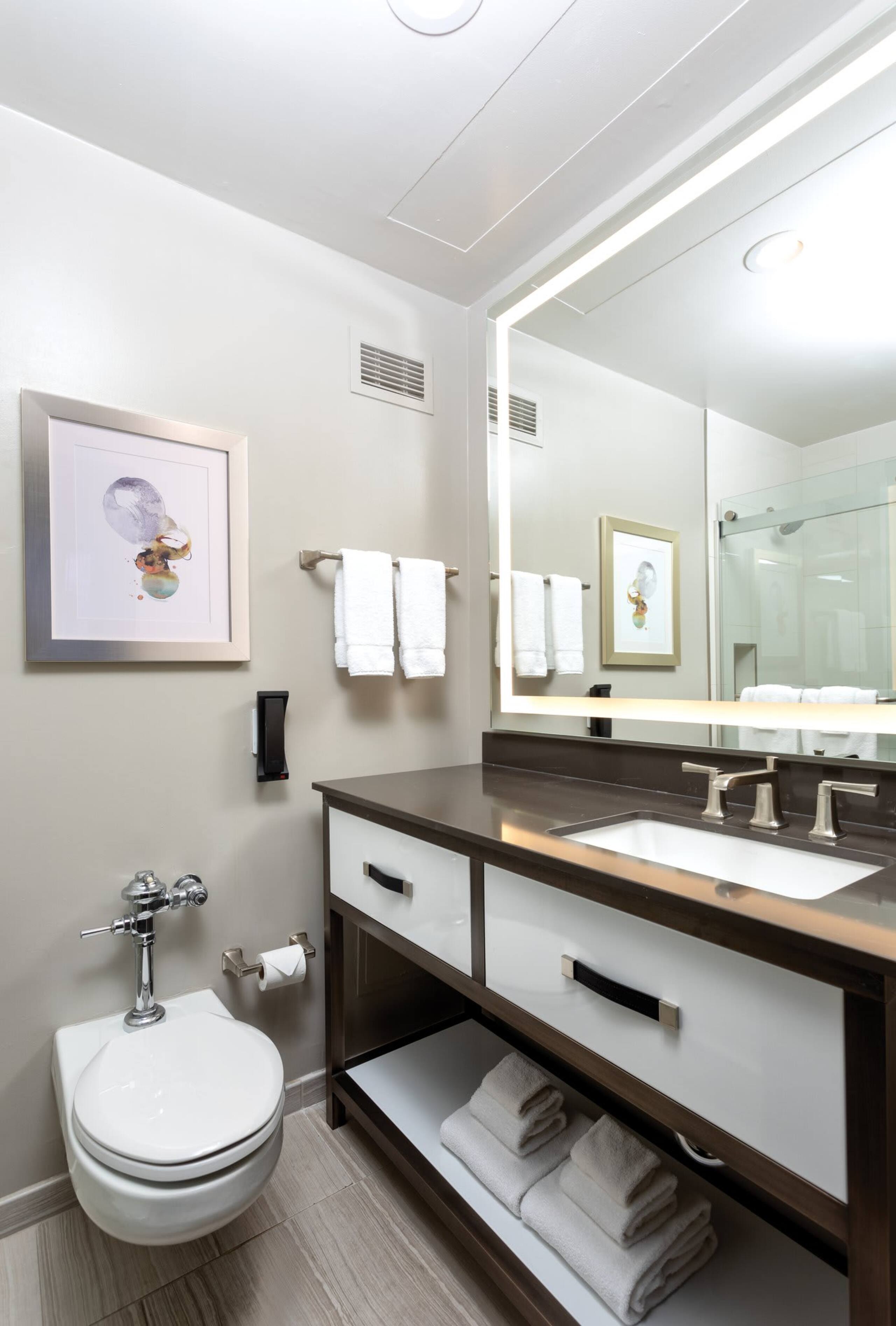 Resort in San Francisco · ★4.92 · Studio · 2 beds · 1 bath - Image 19