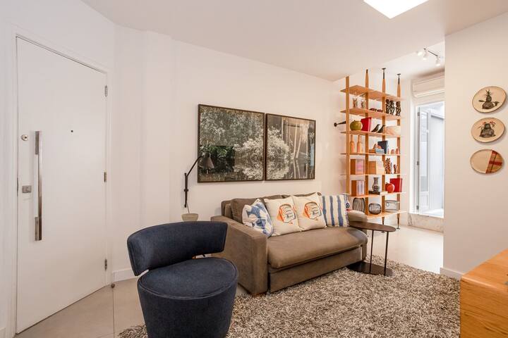 Modern 2BD Dias Ferreira Apt Leblon gallery image 3