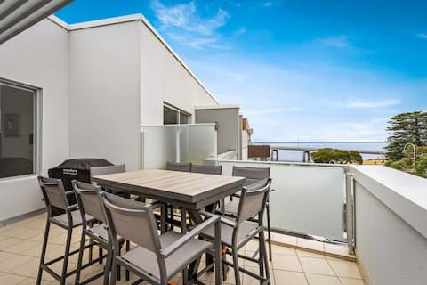 Bridgeview San Remo Penthouse