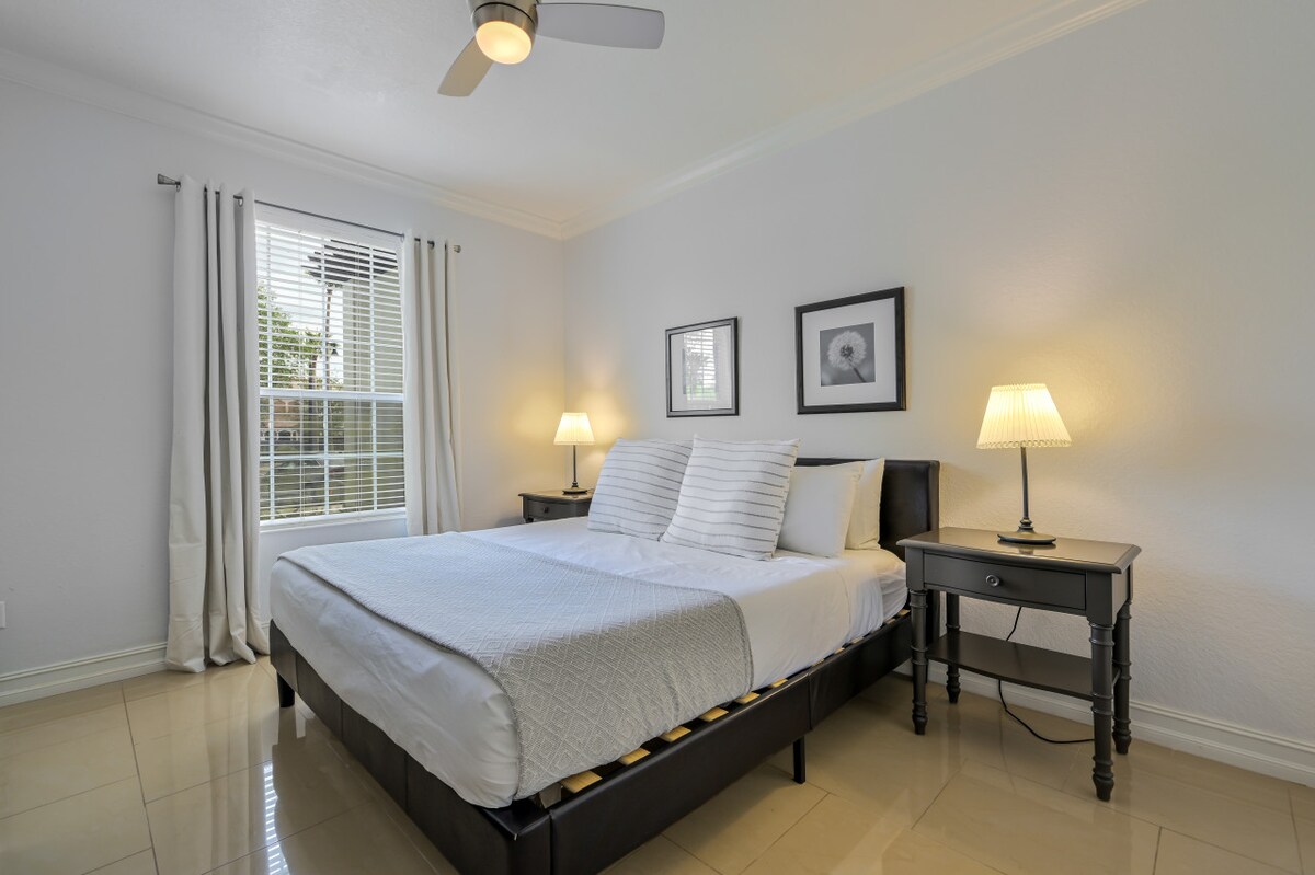 High_4114_B Breakview_Dr -104 -15