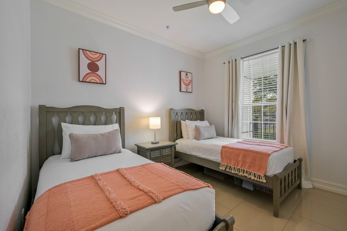 High_4114_B Breakview_Dr -104 -18