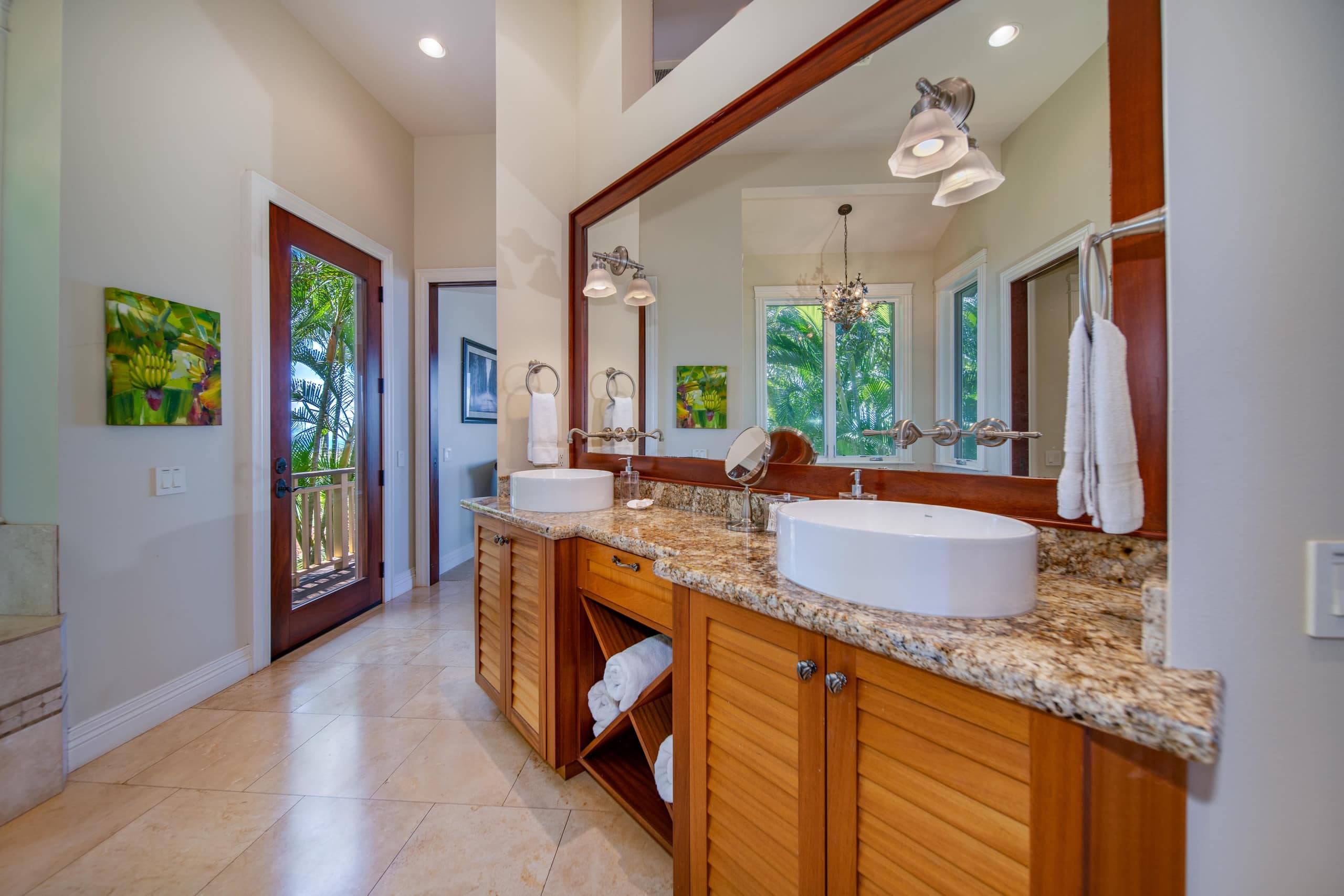 Home in Lahaina · ★5.0 · 4 bedrooms · 4 beds · 3.5 baths - Image 26