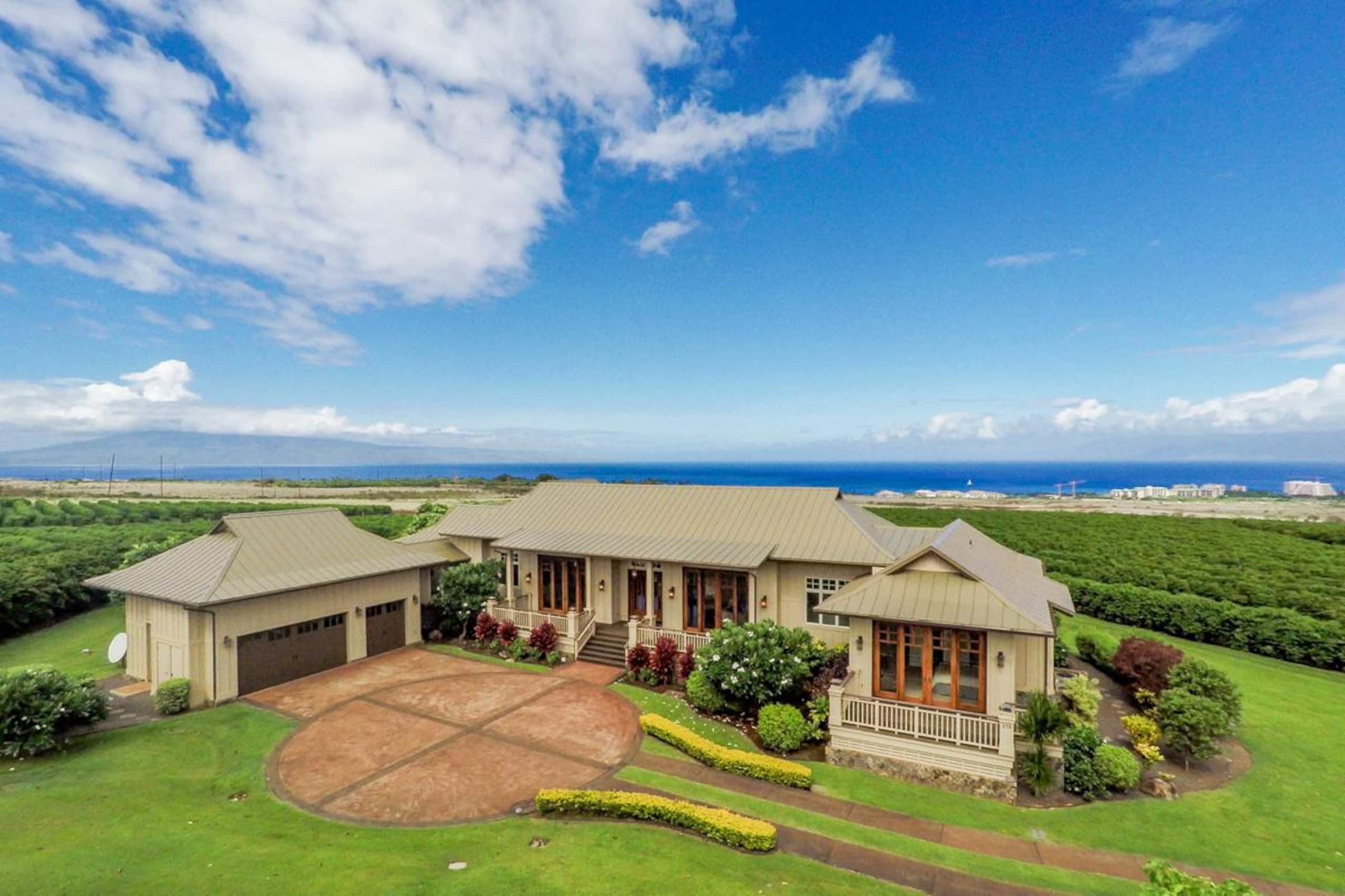 Home in Lahaina · ★5.0 · 4 bedrooms · 4 beds · 3.5 baths - Image 40