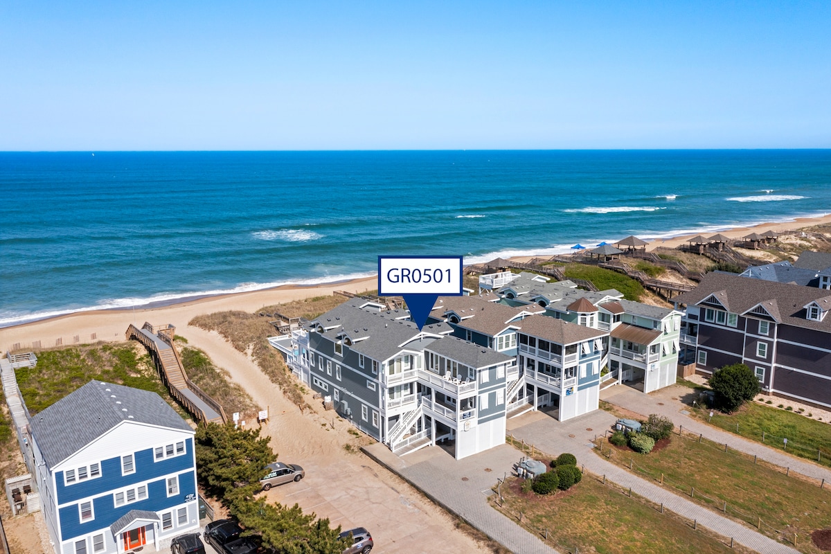 The Sun: Oceanfront | Pool | Hot Tub | Elevator